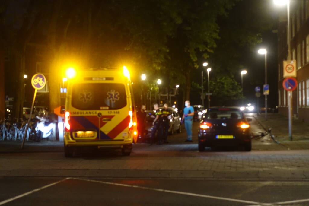 Spookfietser gewond bij aanrijding