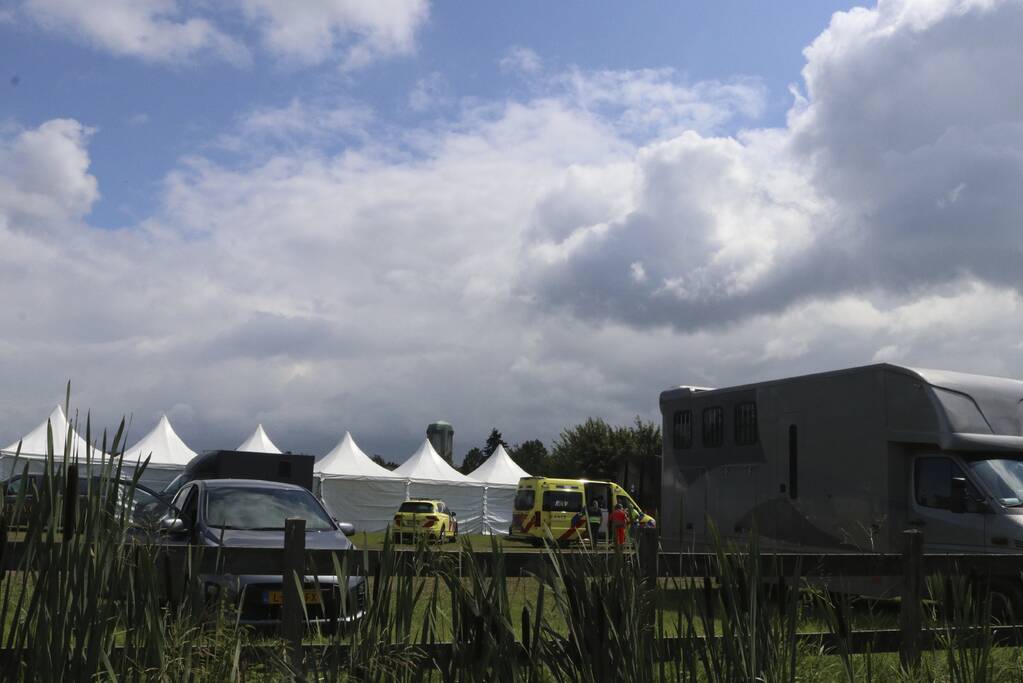 Zwaargewonde bij paardrijwedstrijd