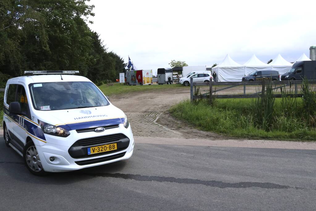 Zwaargewonde bij paardrijwedstrijd