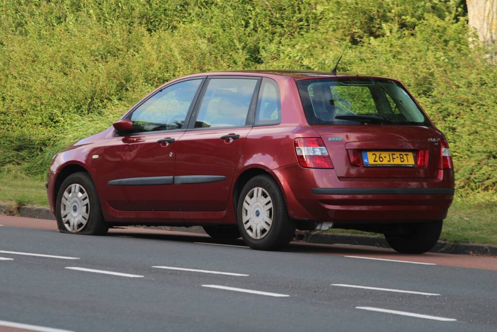 Ongeval tussen fietsster en personenauto