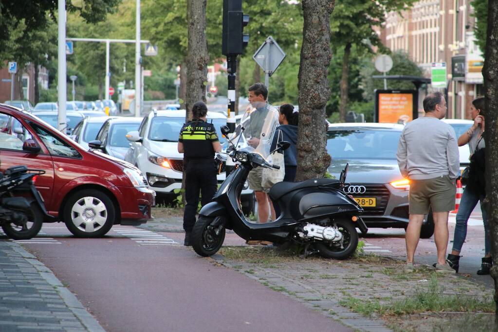 Verkeer richting stad tijdelijk afgesloten door ongeval