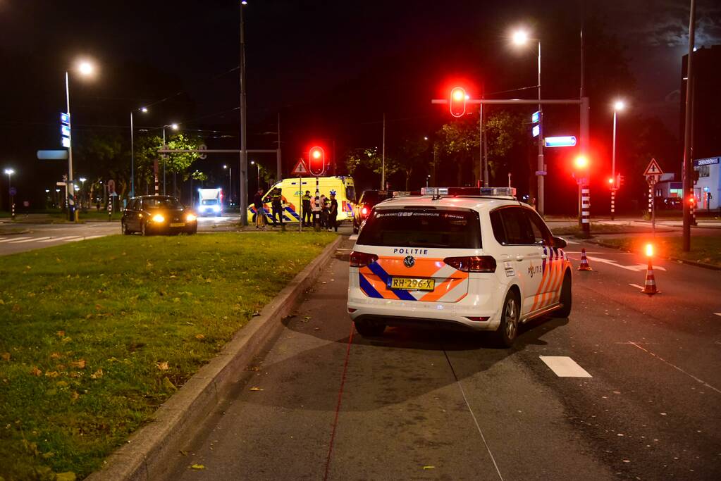 Fietser zwaargewond bij aanrijding
