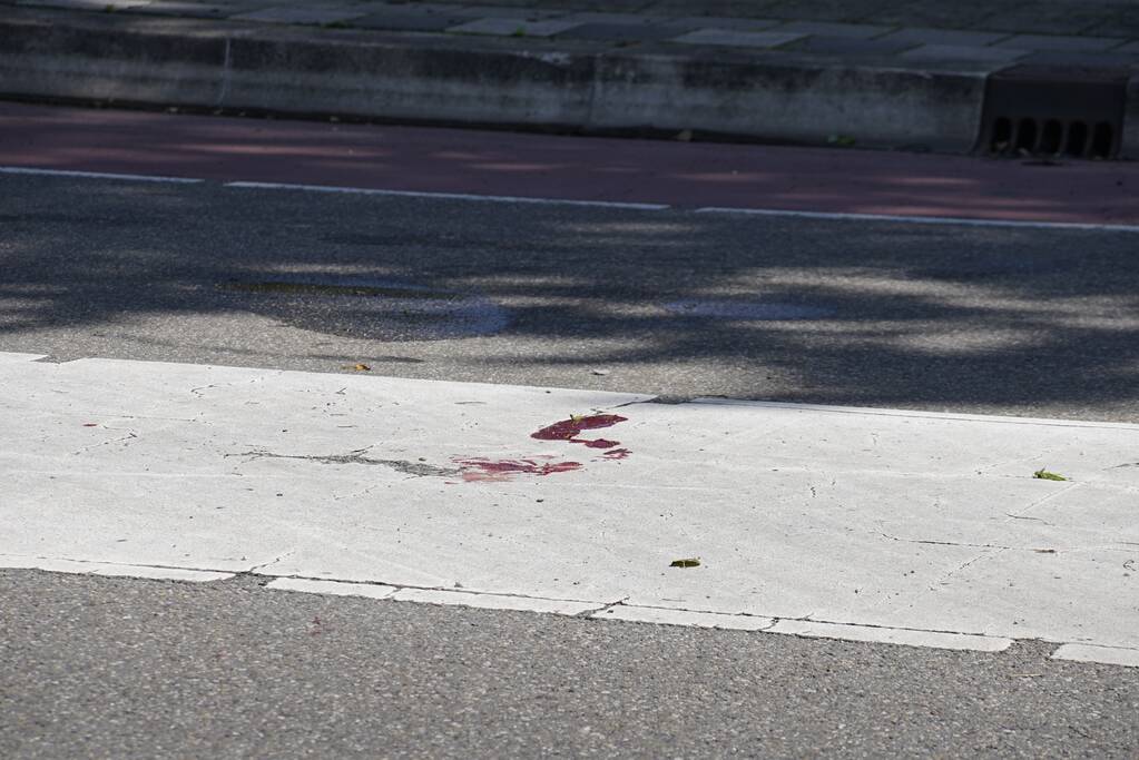 Bestuurder slaat op de vlucht na aanrijding met fietser