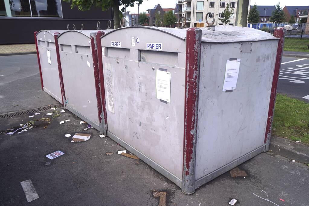 Overlastgevende containers in centrum van Vathorst worden verwijderd