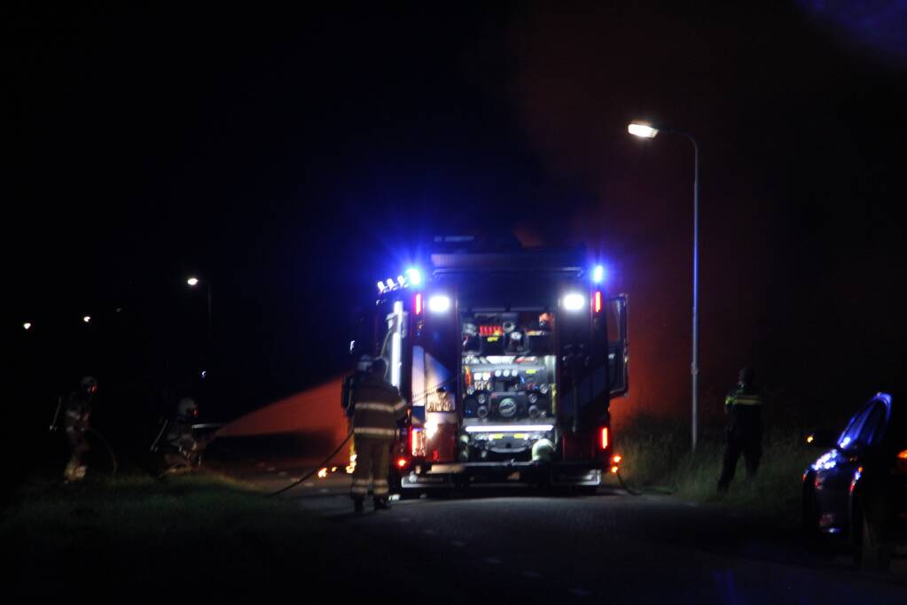Auto verwoest door brand