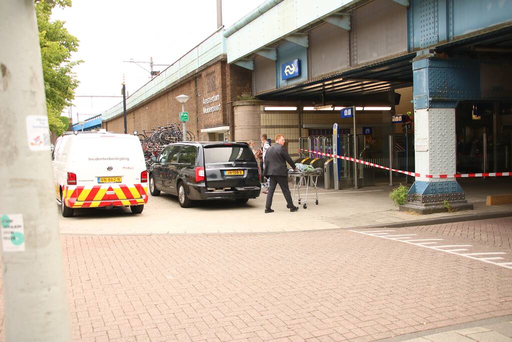 Geen treinverkeer door aanrijding met persoon