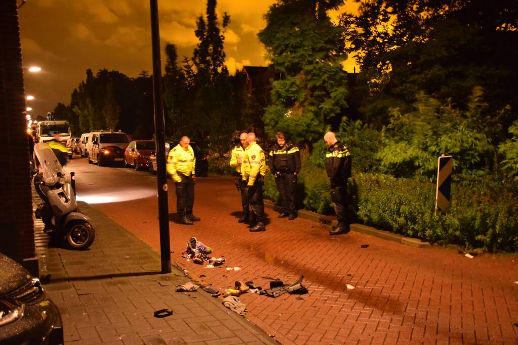 Automobilist rijdt scooter aan en vlucht