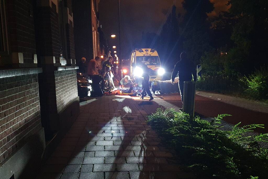 Automobilist rijdt scooter aan en vlucht