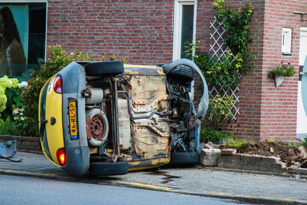 Bestuurster aangehouden door ongeval