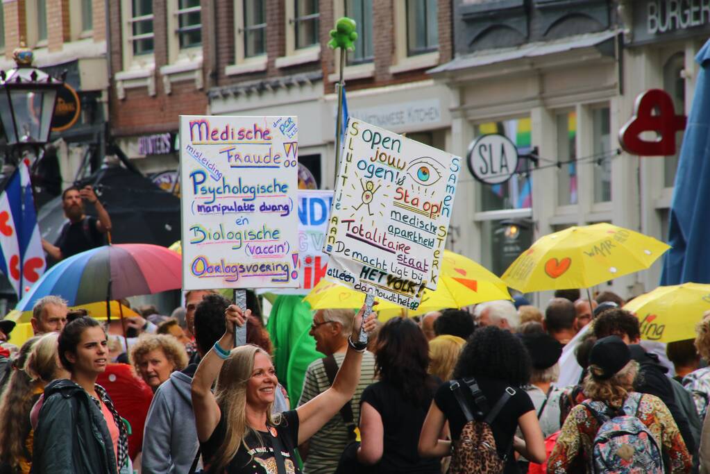 Demonstratie over coronamaatregelen verloopt gemoedelijk