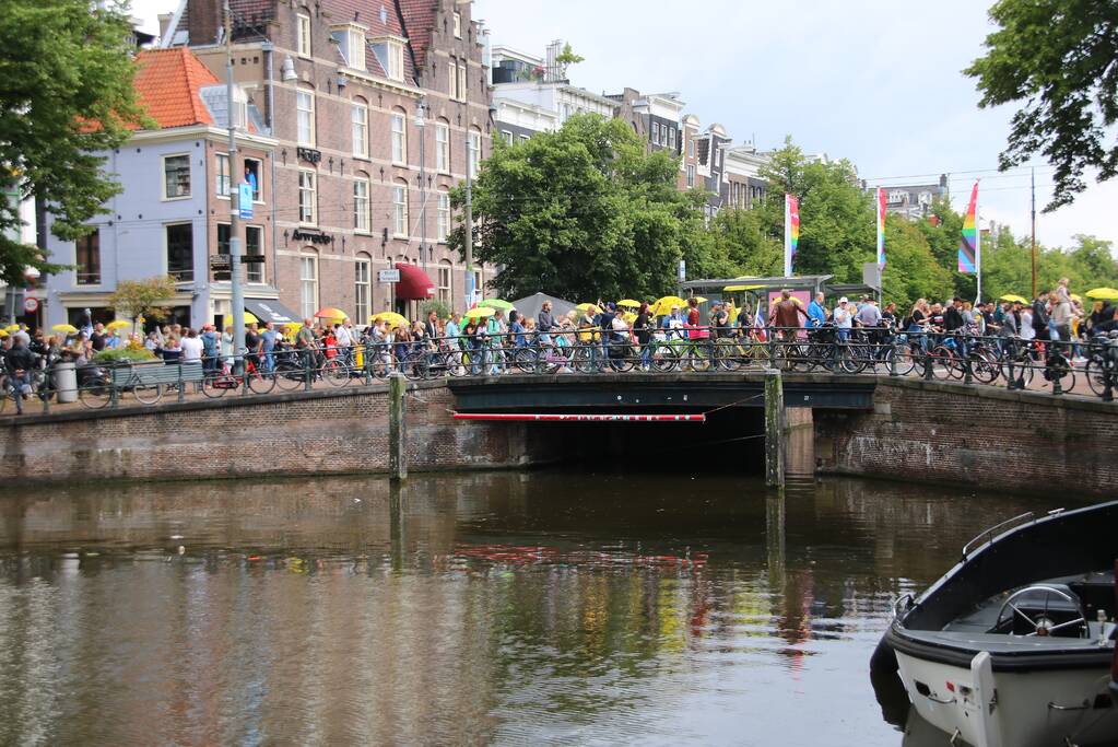 Demonstratie over coronamaatregelen verloopt gemoedelijk