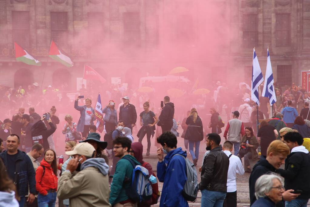 Demonstratie over coronamaatregelen verloopt gemoedelijk