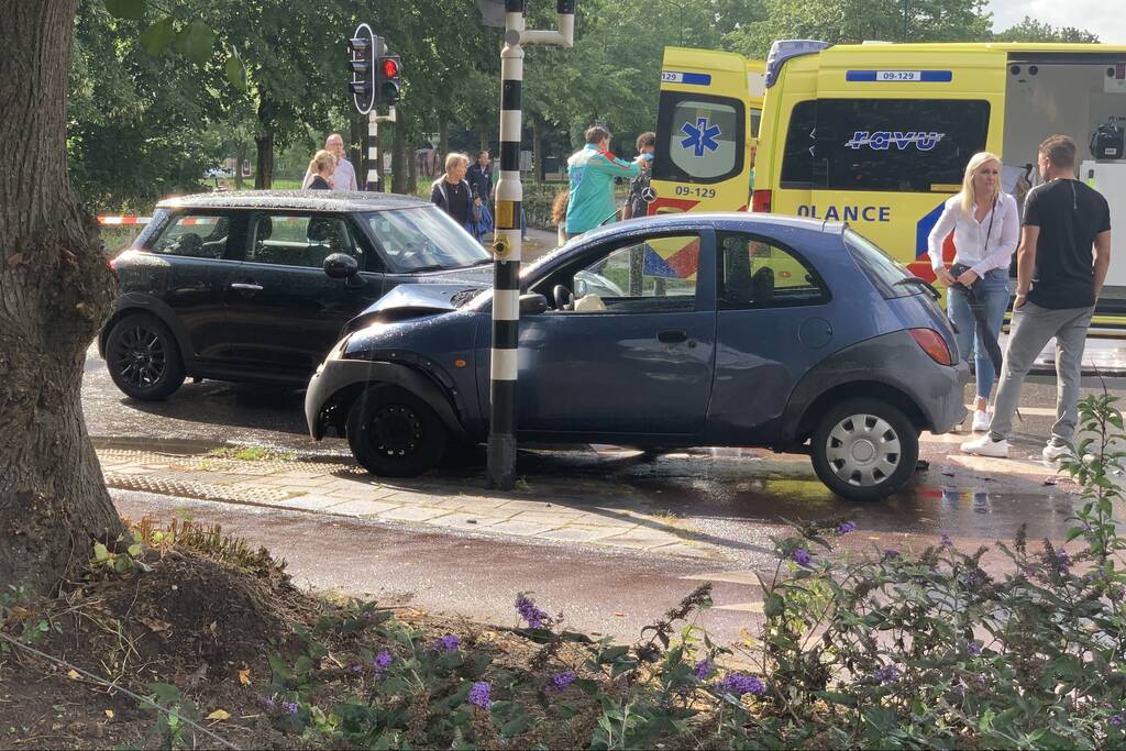 Persoon aangehouden bij verkeersongeval