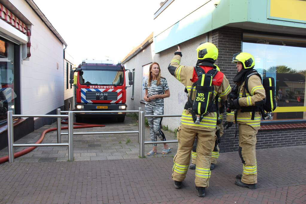 Veel giftige rook door brand in Bike Totaal