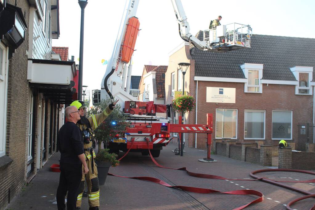 Veel giftige rook door brand in Bike Totaal