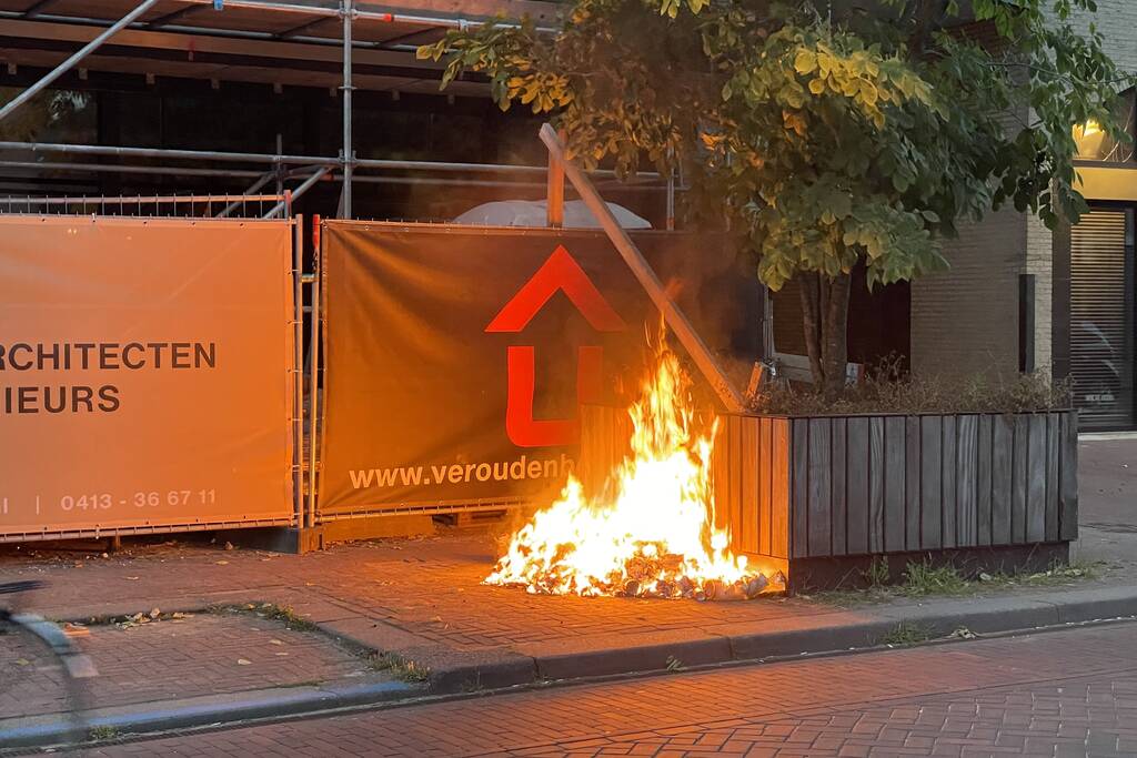 Rommel in brand gevlogen