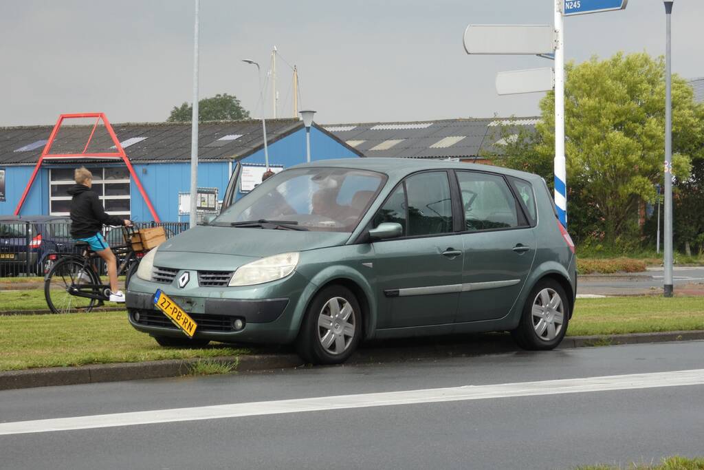 Schade aan personenauto door ongeval