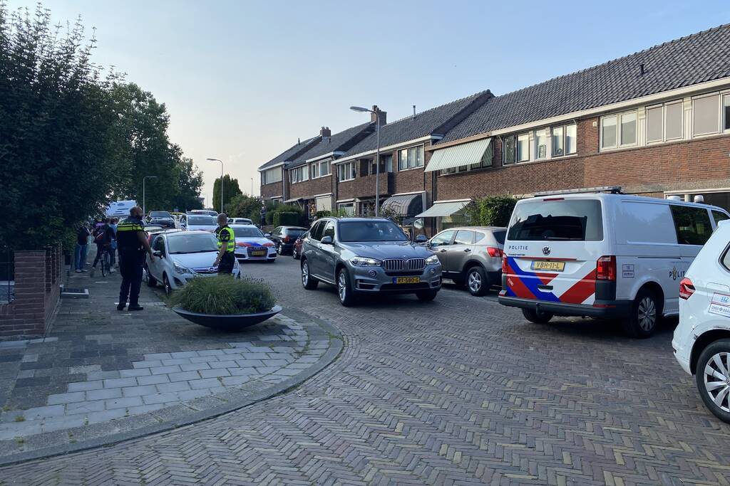 Diverse aanhoudingen bij politie-inzet in wijk Kromme Gouwe