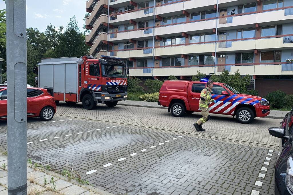 Gebied bij flat afgezet door incident
