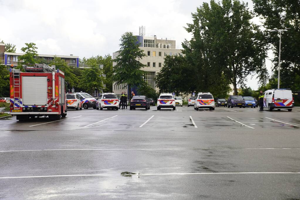 Persoon aangehouden door arrestatieteam