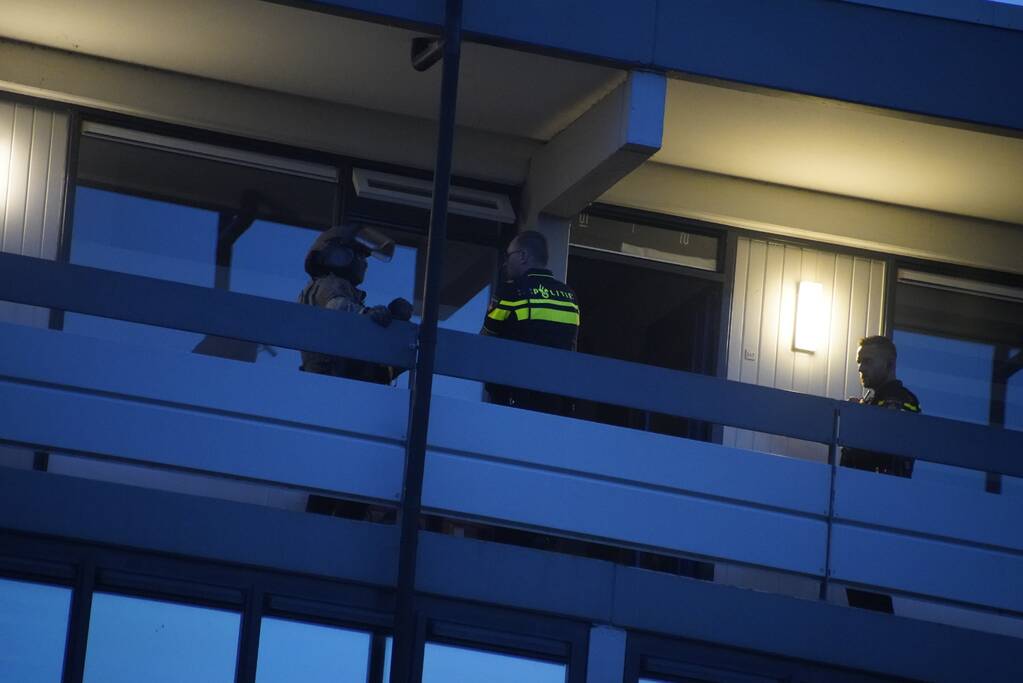 Persoon aangehouden door arrestatieteam