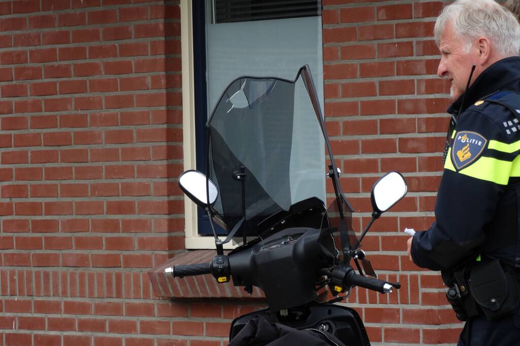 Scooterrijdster gewond door val