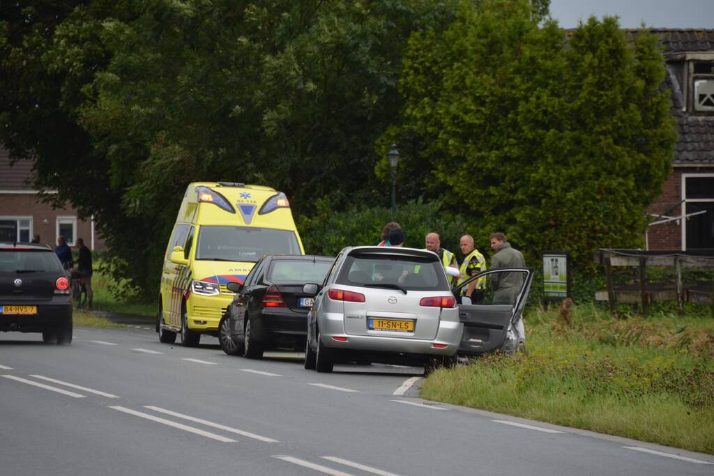 Schade aan personenauto's door botsing