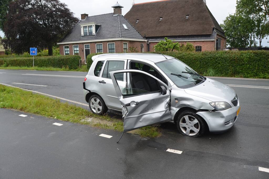 Schade aan personenauto's door botsing