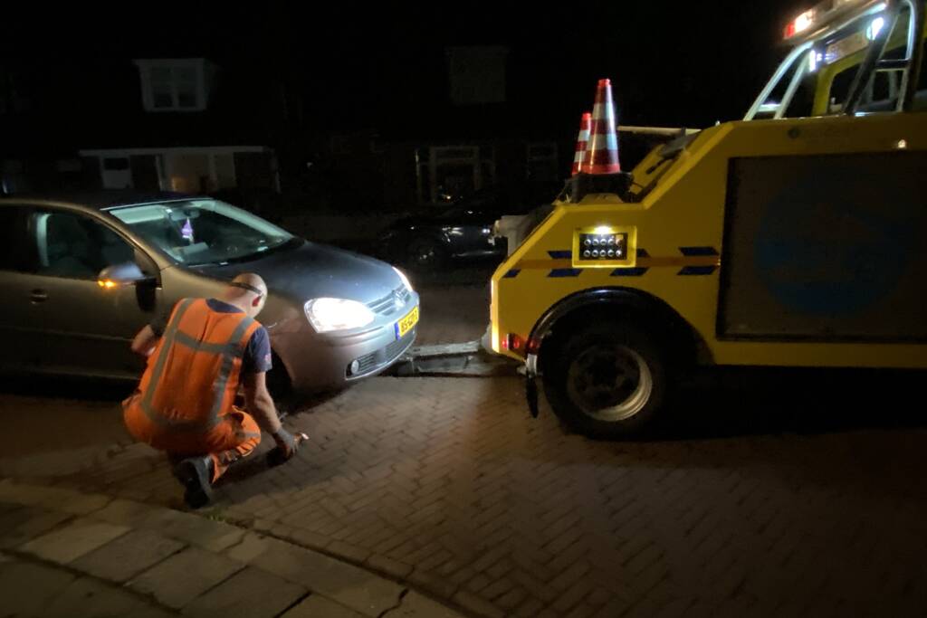 Forse schade bij eenzijdig ongeval in woonwijk