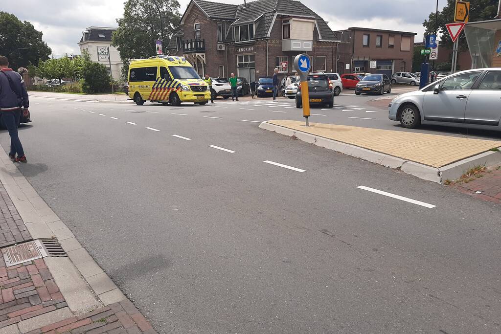 Een persoon gewond bij ongeval op kruising