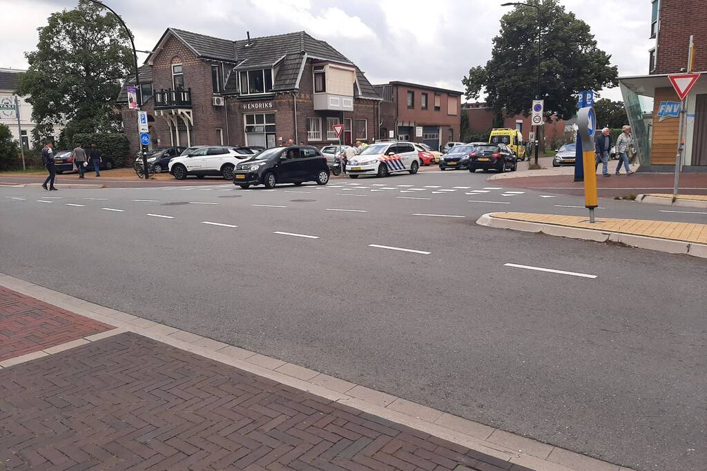 Een persoon gewond bij ongeval op kruising