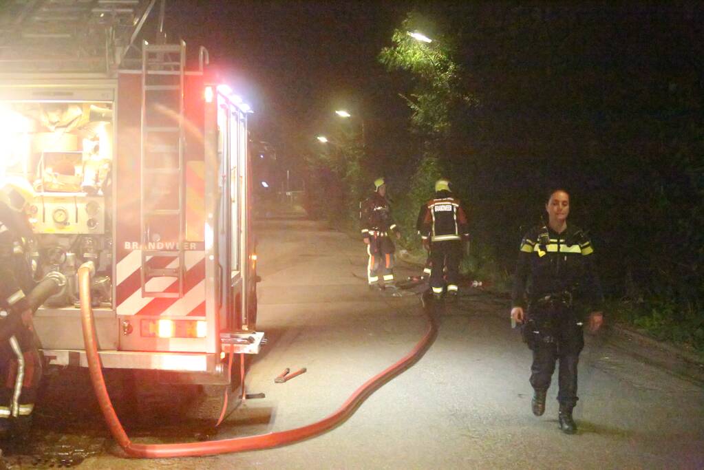 Houten chalet volledig afgebrand