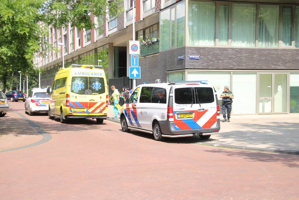 Politie doet onderzoek naar steekincident