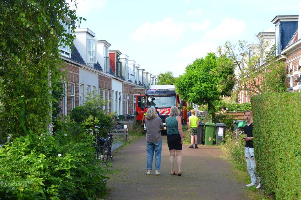Brand op dak van rijtjeswoning