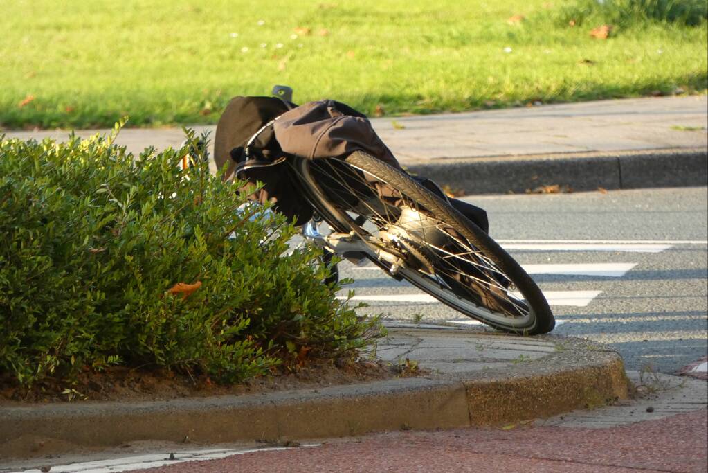 Fietser gaat onderuit en raakt gewond