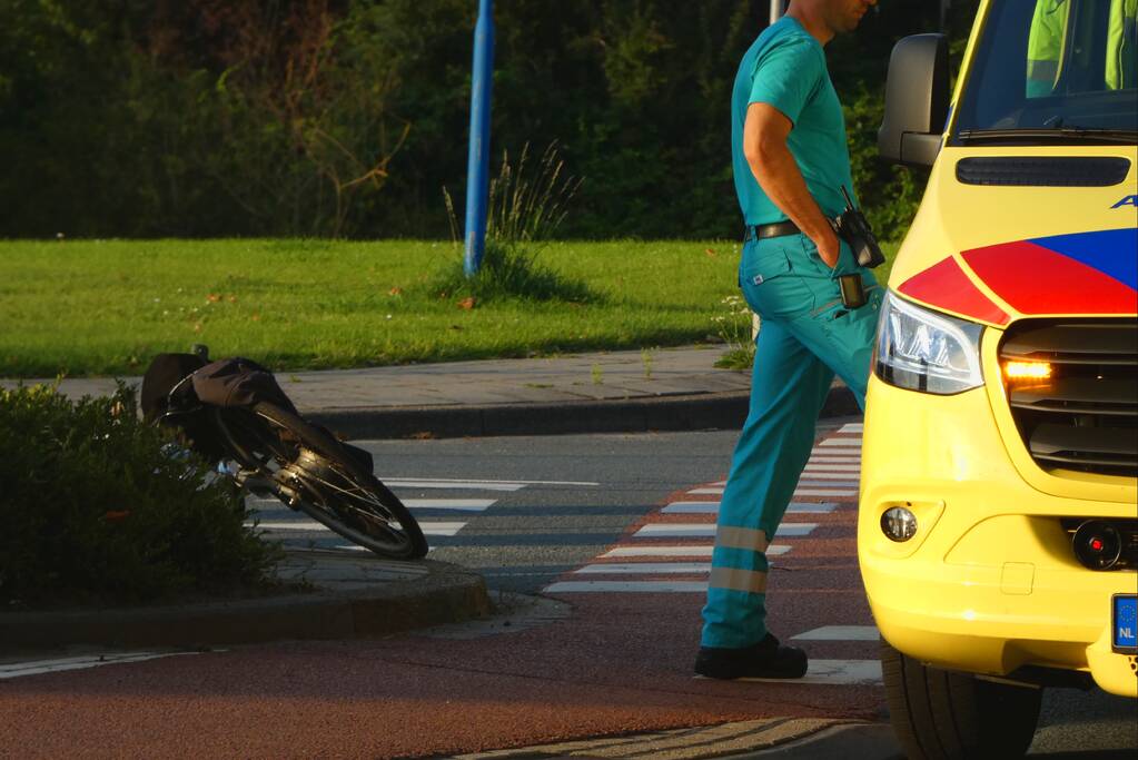 Fietser gaat onderuit en raakt gewond