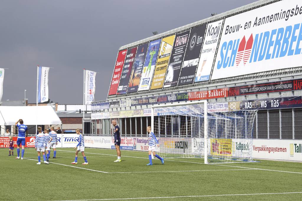 1e van SV Spakenburg wordt ingemaakt door jeugd