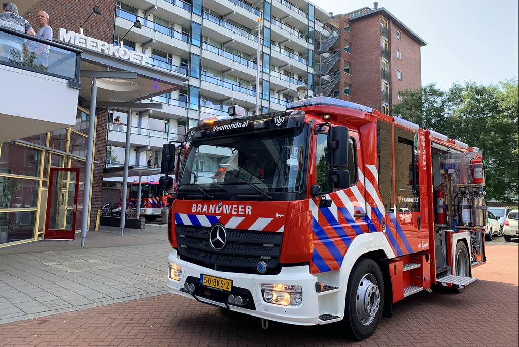 Kinderen krijgen traumabeer na brand in flatwoning