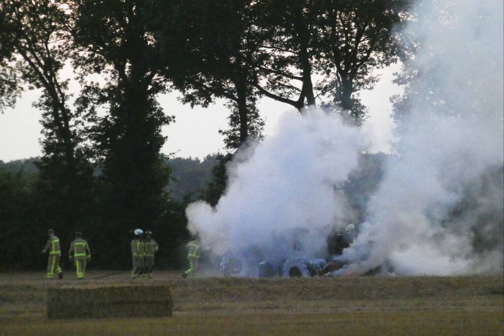 Verreiker verwoest door brand