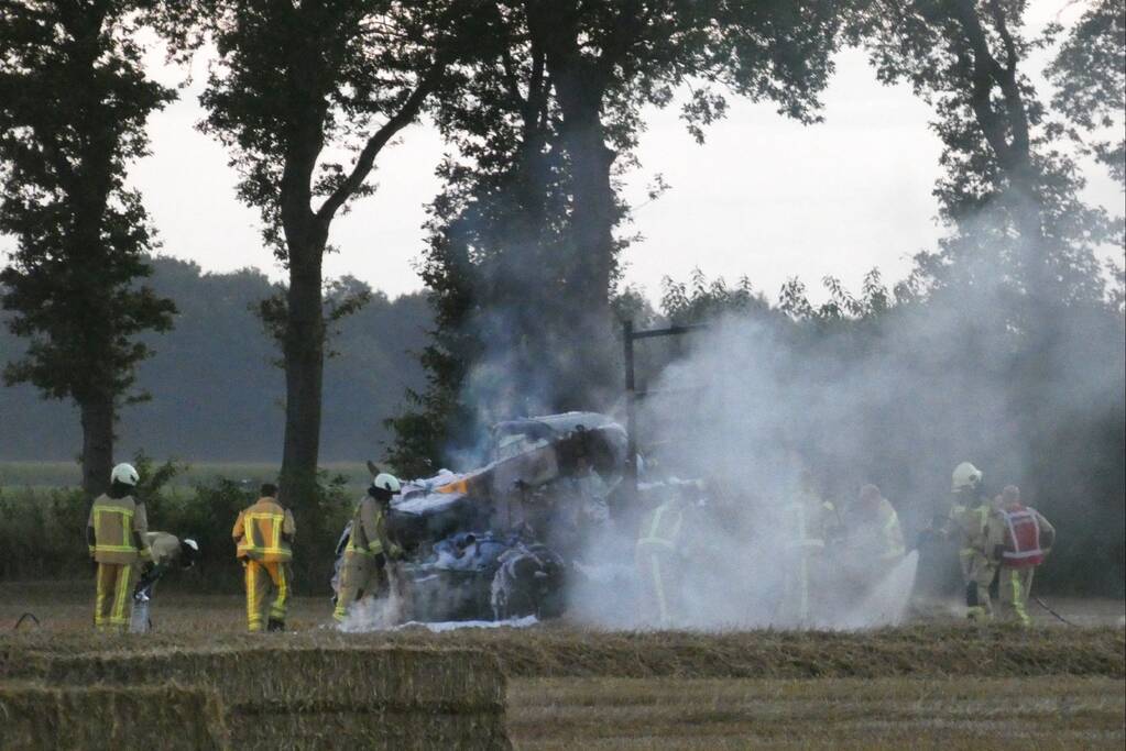 Verreiker verwoest door brand