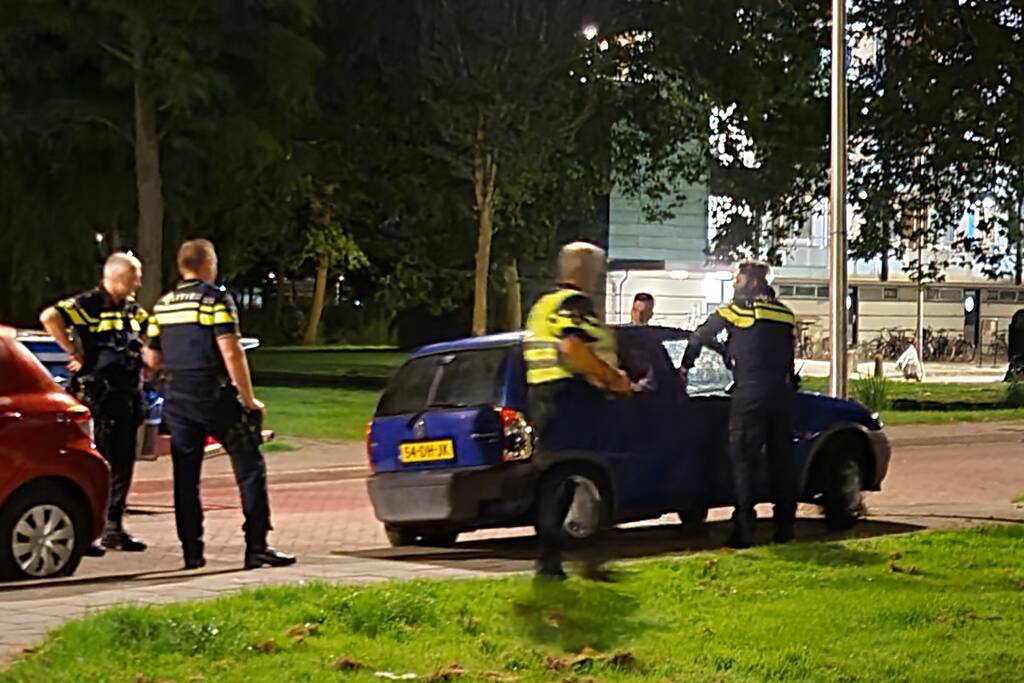 Politie deelt tik uit tijdens achtervolging