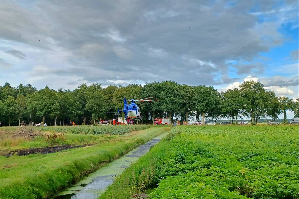 Auto te water en inzittende spoorloos