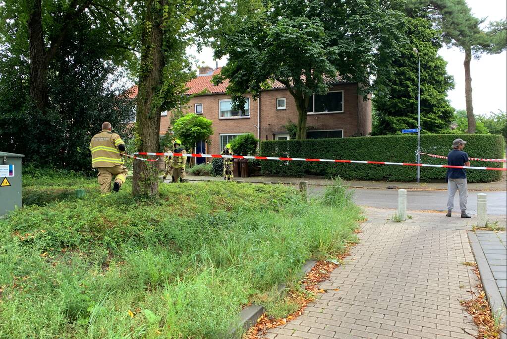 Weg afgesloten na gaslekkage