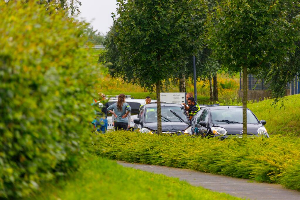 Opnieuw gaat het mis bij in- en uitrit Loods 5