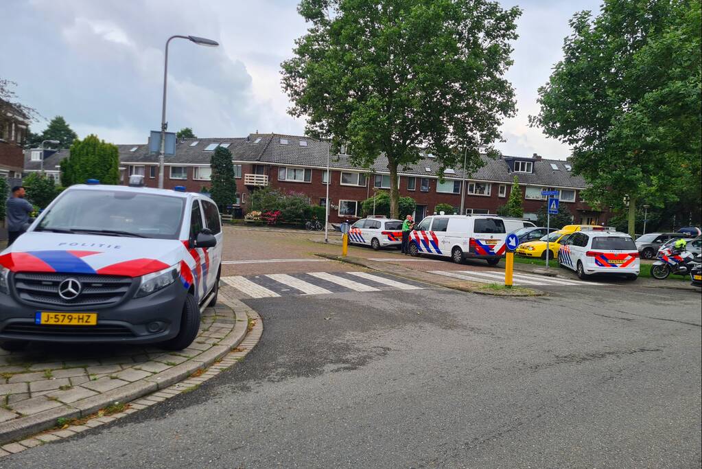 Arrestatieteam bereid inval in woning voor