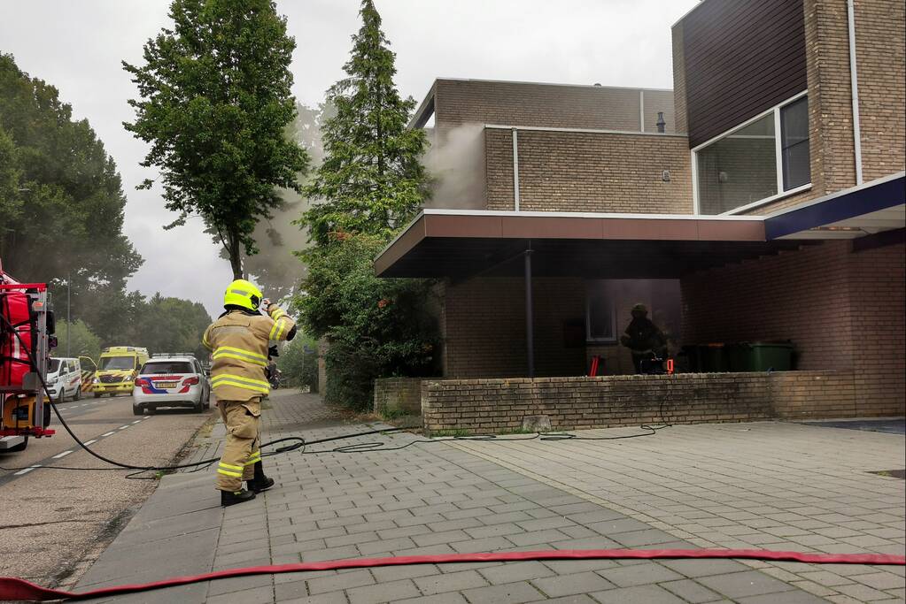 Flinke rookontwikkeling bij woningbrand