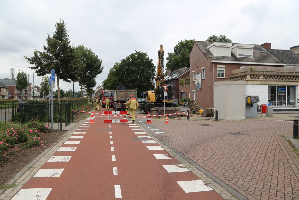 Gasleiding geraakt bij plaatsen ondergrondse glasbak