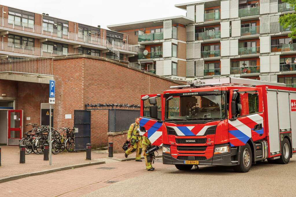 Drooggekookt pannetje op het vuur zet huis vol rook