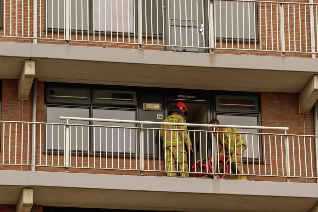 Drooggekookt pannetje op het vuur zet huis vol rook