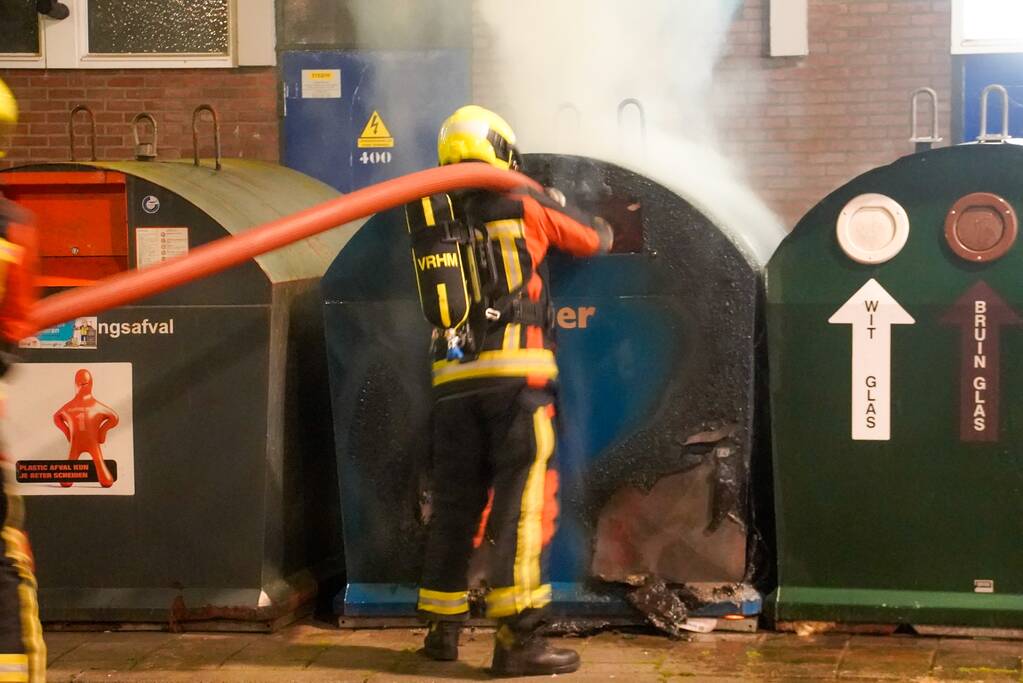 Papiercontainer in brand